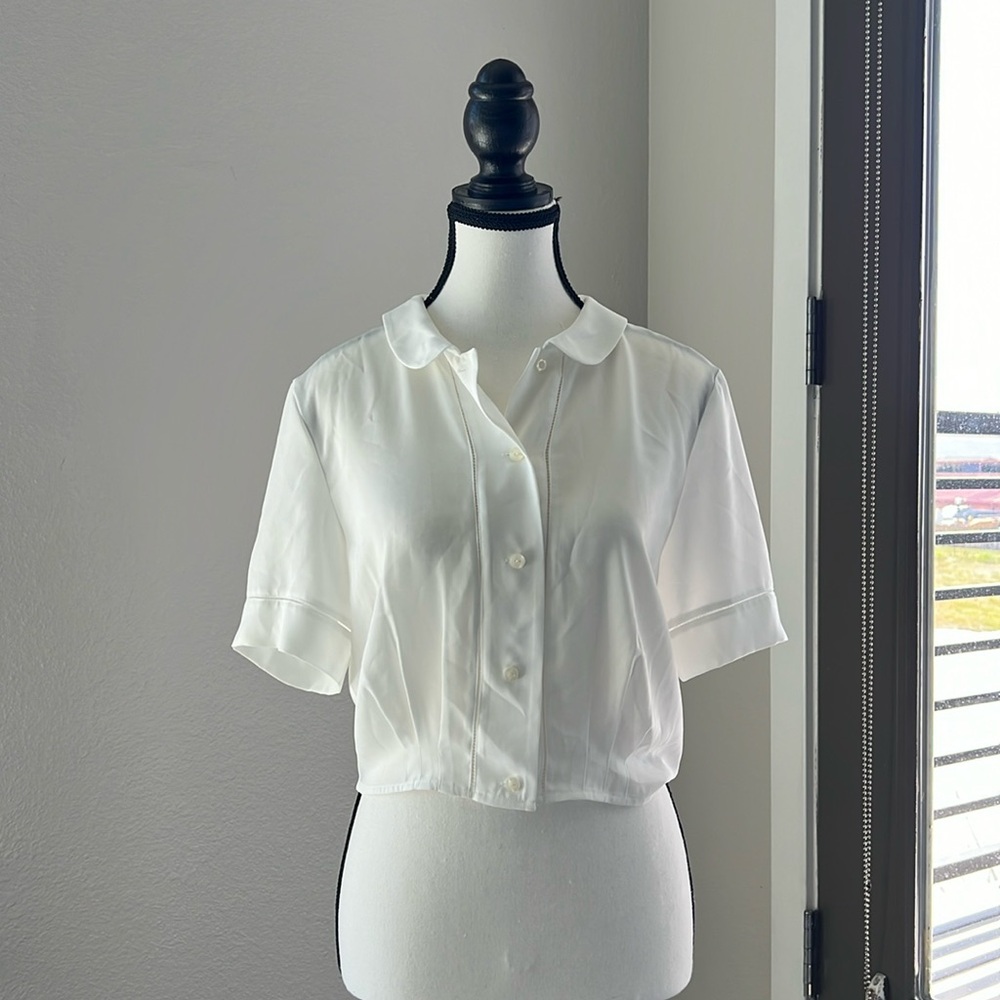 Aritzia (Sundays Best) White Short Sleeve Button Up